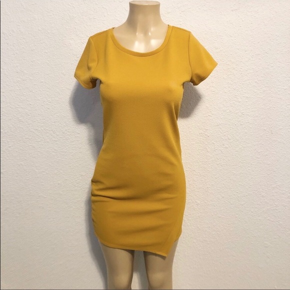 Pink Rose Dresses & Skirts - 🦋 Pink Rose Short Sleeve Mustard M Dress
